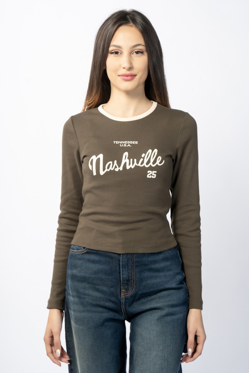 Pull avec illustration