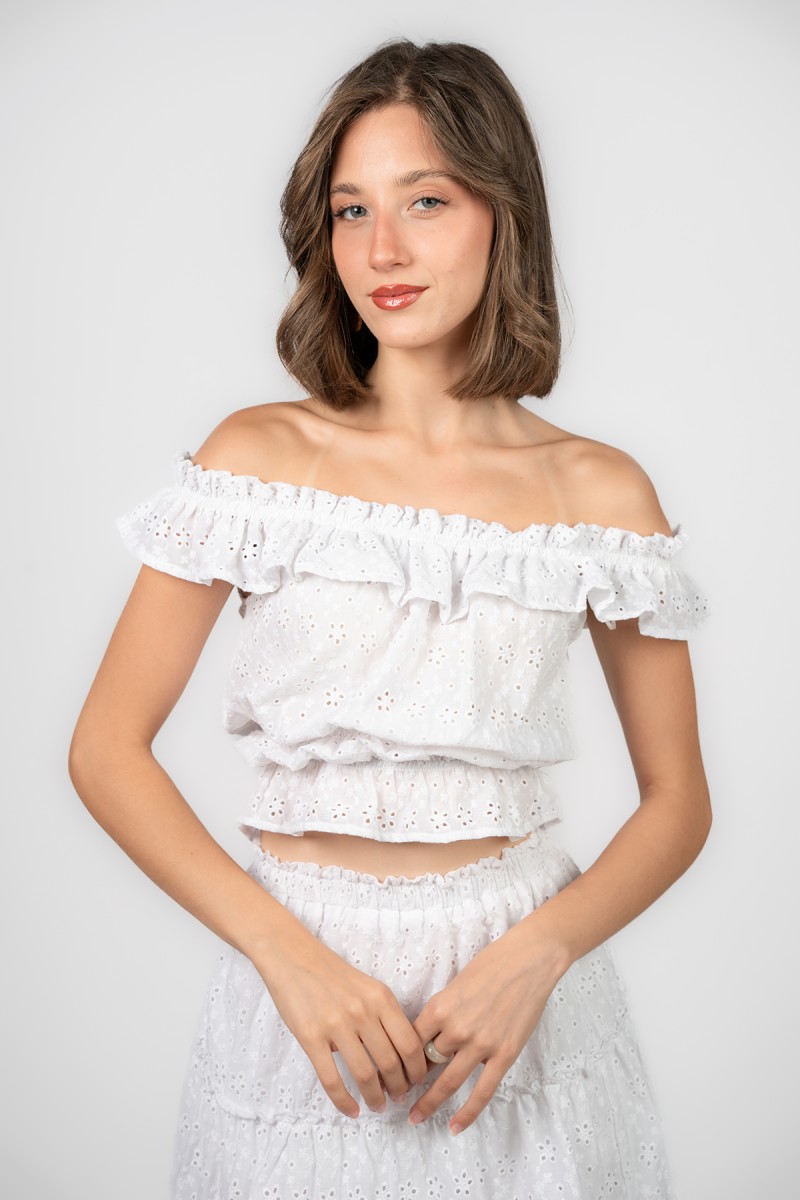 Blouse dénudée