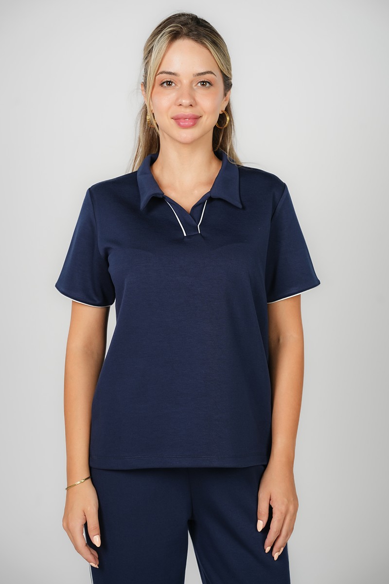 T-shirt polo