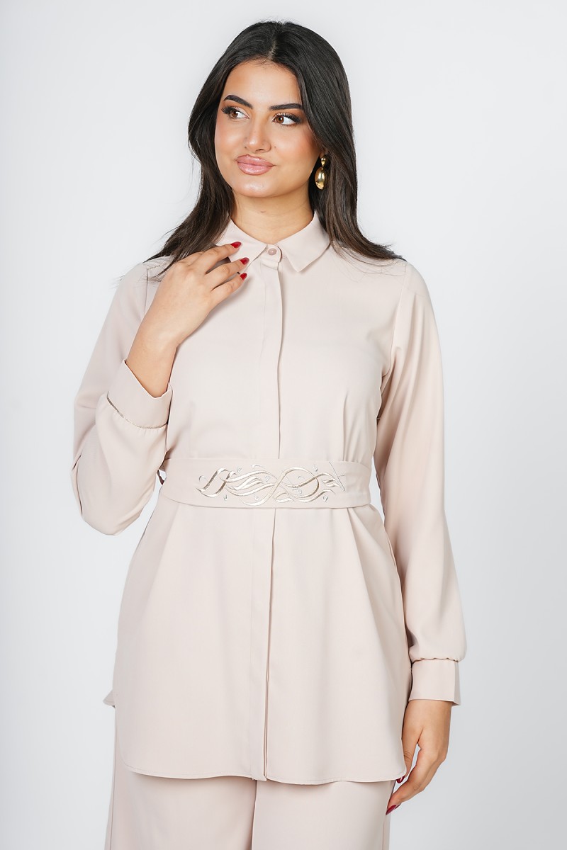 Chemisier Long à Ceinture Brodée Calligraphie