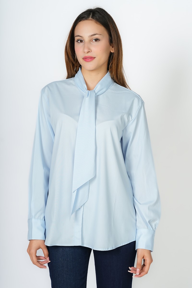 Chemise uni à col cravate