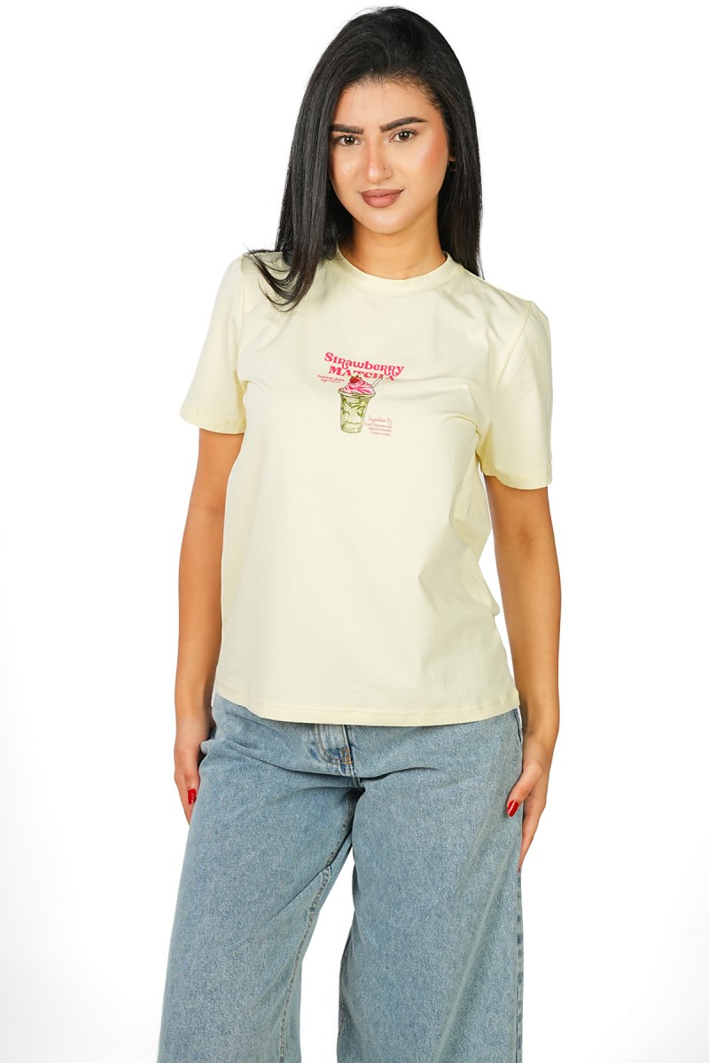 T-Shirt Graphique « Strawberry Matcha »