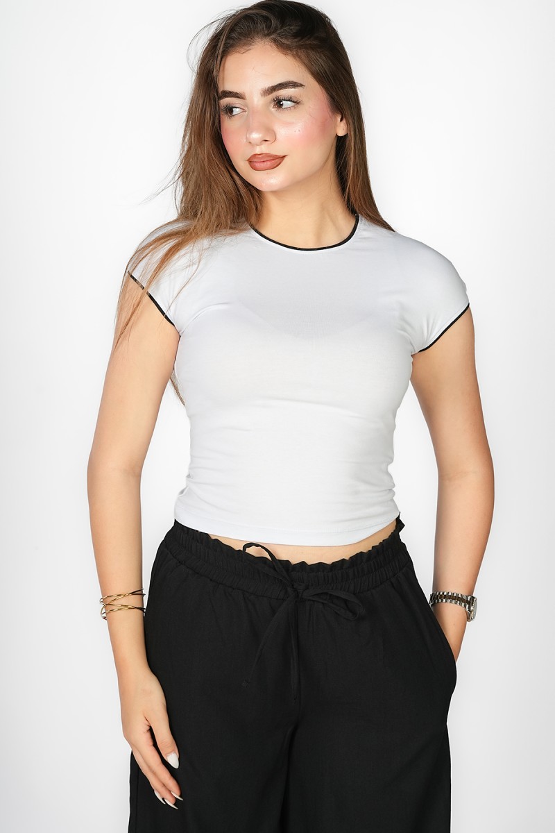T-Shirt à Finition Contrastante